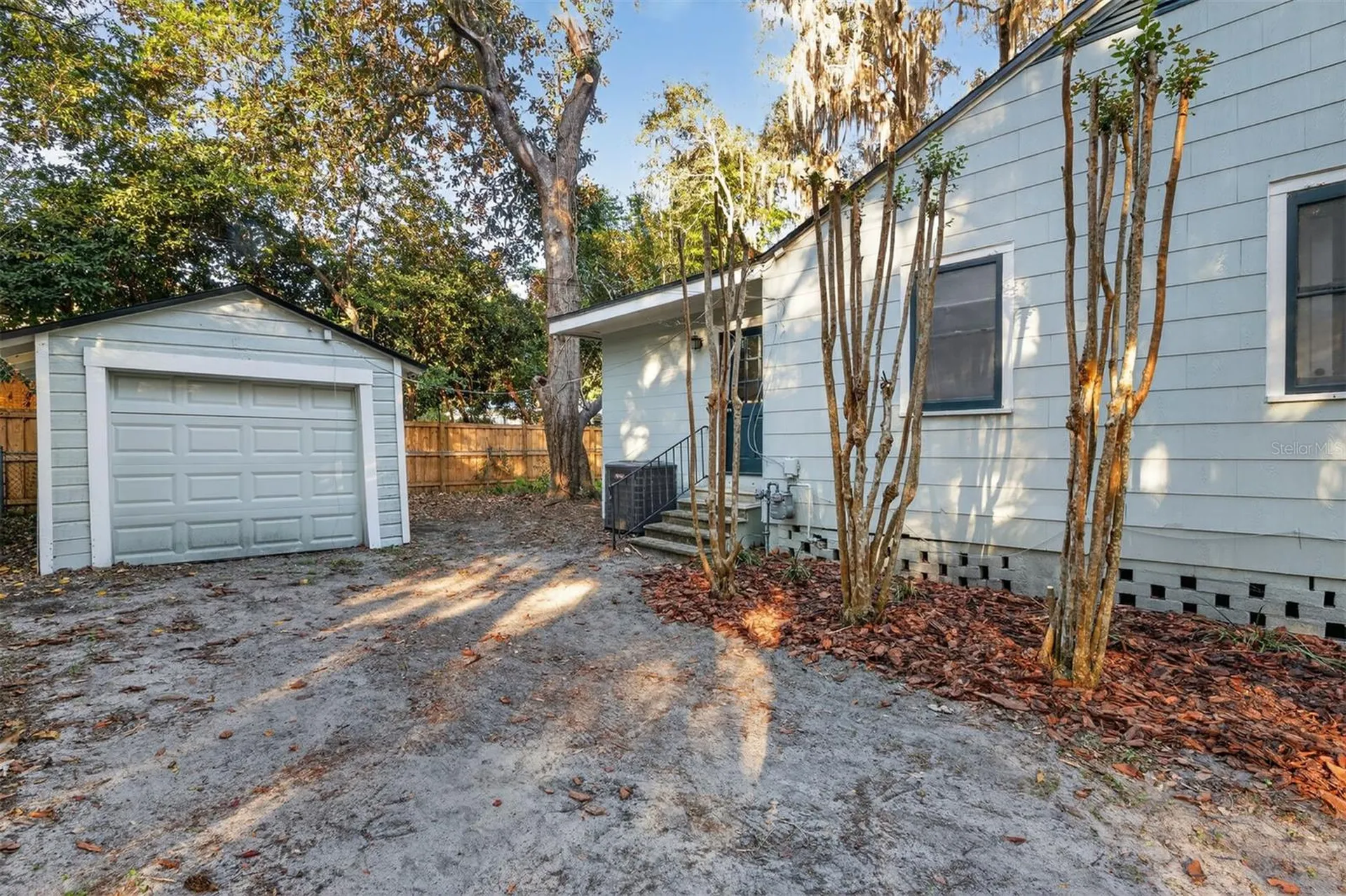 914 NE 6th Avenue Gainesville FL 32601