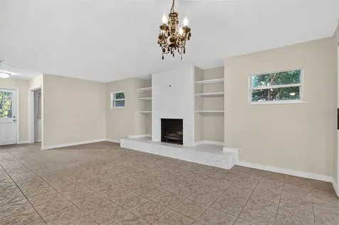 914 NE 6th Avenue Gainesville FL 32601