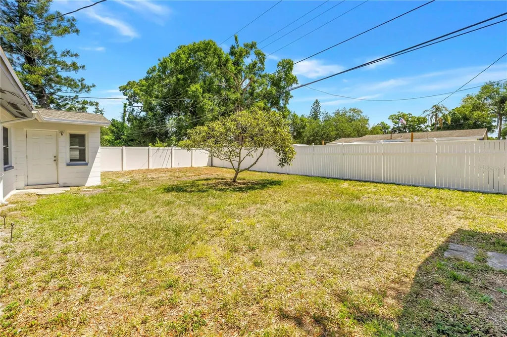 7145 16th Street N St Petersburg FL 33702