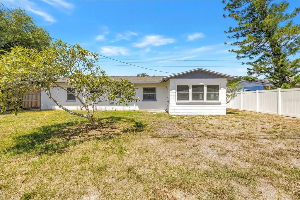 7145 16th Street N St Petersburg FL 33702