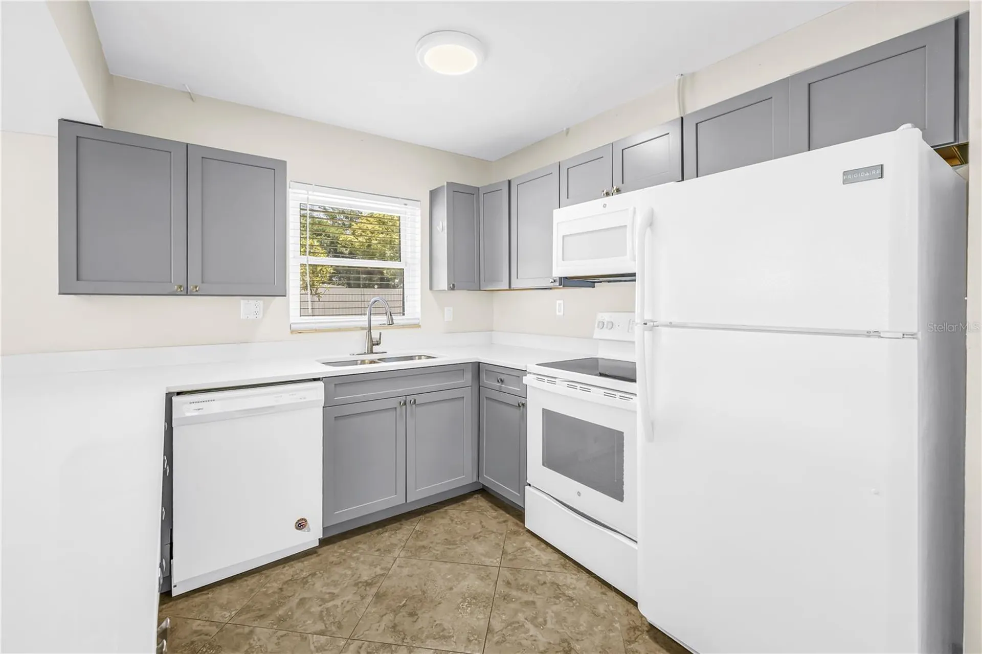 7145 16th Street N St Petersburg FL 33702