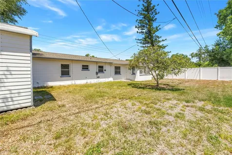 7145 16th Street N St Petersburg FL 33702