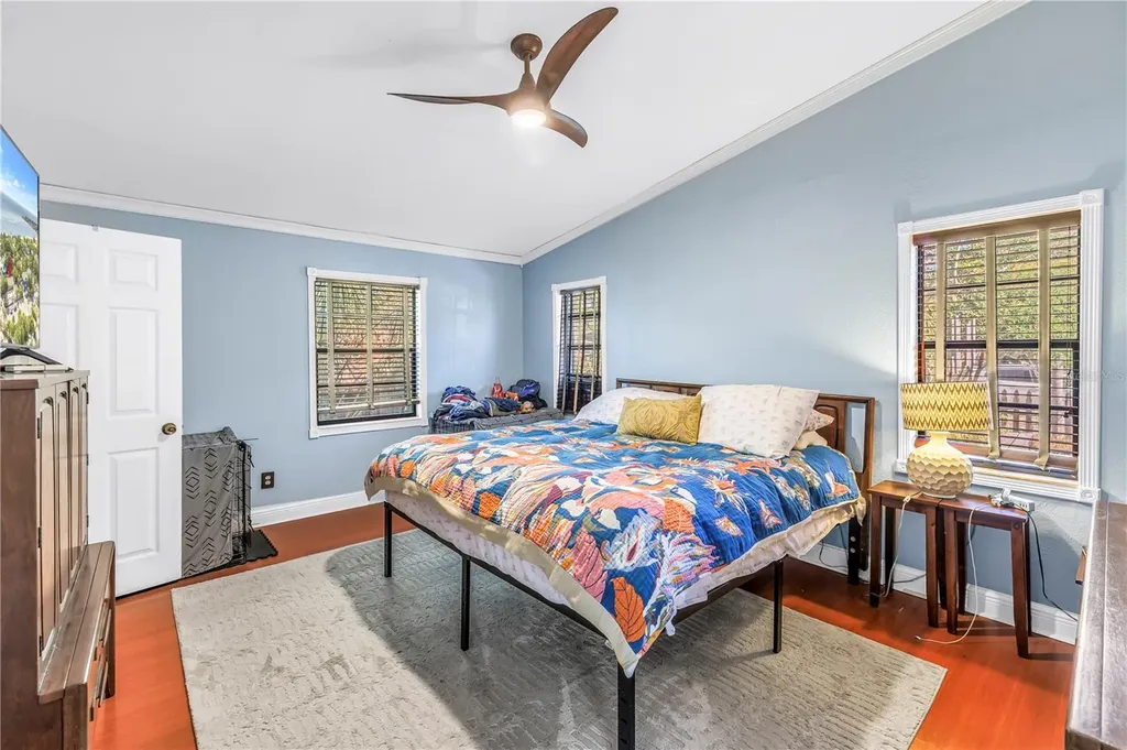 216 16th Avenue SE St Petersburg FL 33701