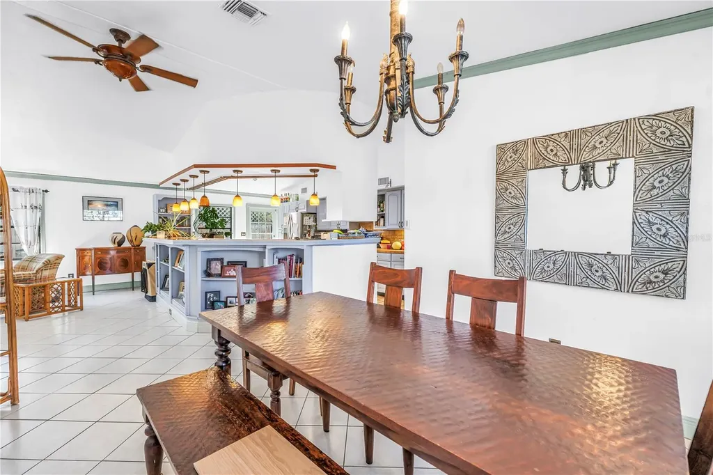 216 16th Avenue SE St Petersburg FL 33701
