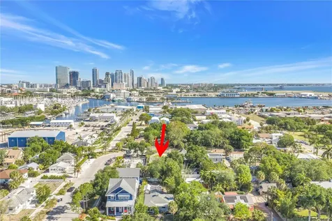 216 16th Avenue SE St Petersburg FL 33701