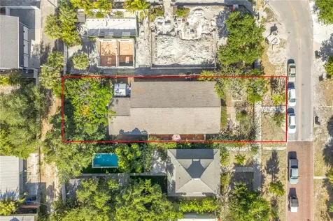 216 16th Avenue SE St Petersburg FL 33701