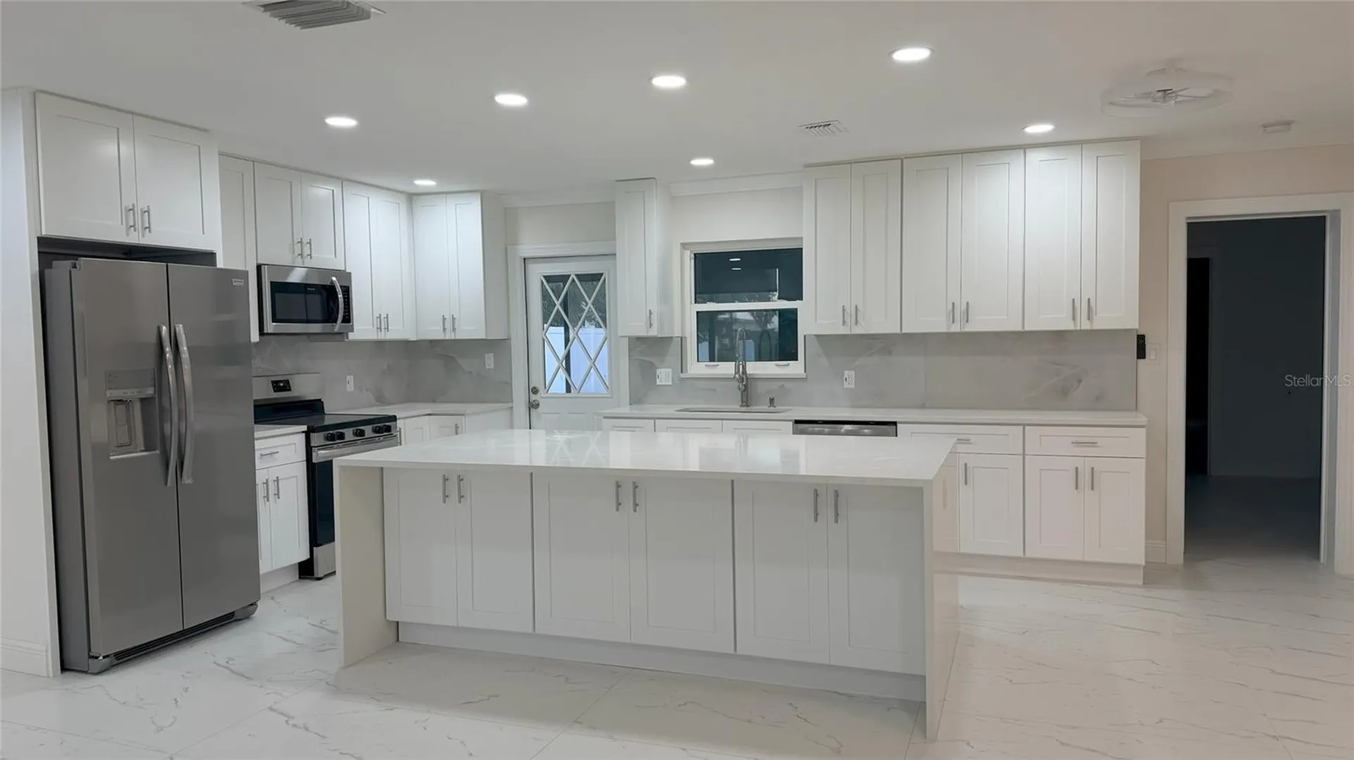 3727 Overlook Drive NE St Petersburg FL 33703