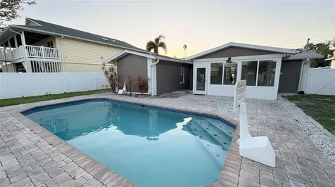 3727 Overlook Drive NE St Petersburg FL 33703