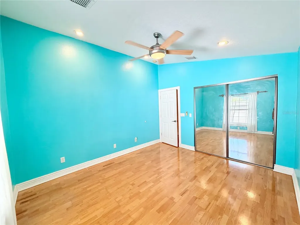 1150 Oakwood Drive Dunedin FL 34698