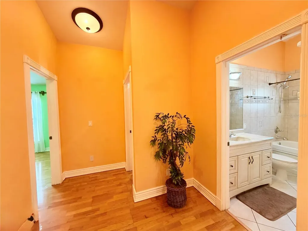 1150 Oakwood Drive Dunedin FL 34698