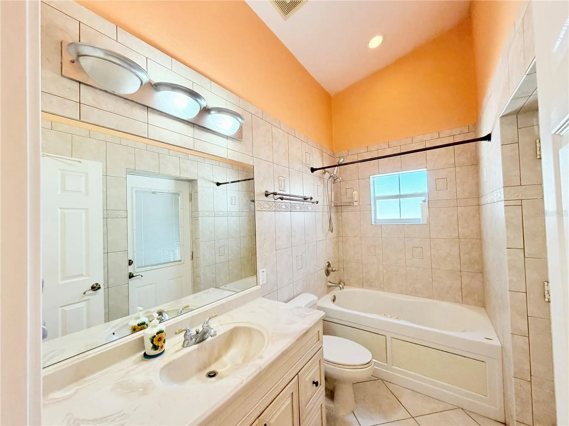 1150 Oakwood Drive Dunedin FL 34698