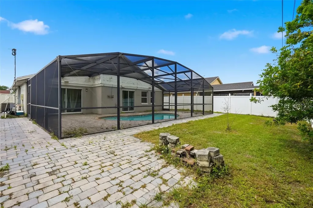 140 Seabreeze Circle Kissimmee FL 34743