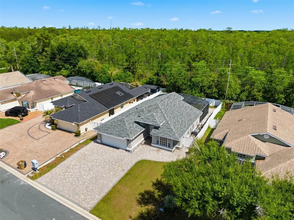 140 Seabreeze Circle Kissimmee FL 34743
