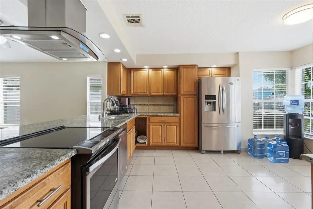 140 Seabreeze Circle Kissimmee FL 34743