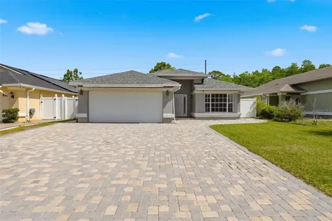 140 Seabreeze Circle Kissimmee FL 34743