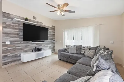 140 Seabreeze Circle Kissimmee FL 34743