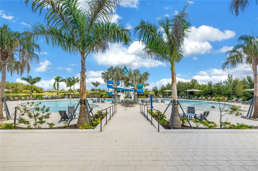 8217 Trimbelle Parrish FL 34219