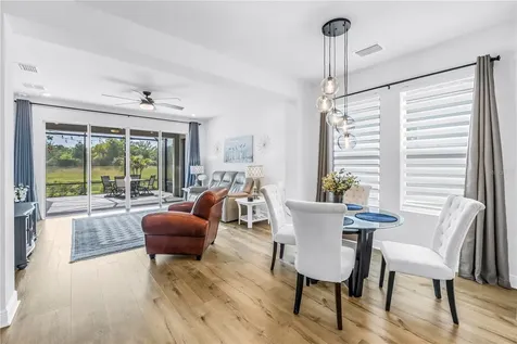 8217 Trimbelle Parrish FL 34219