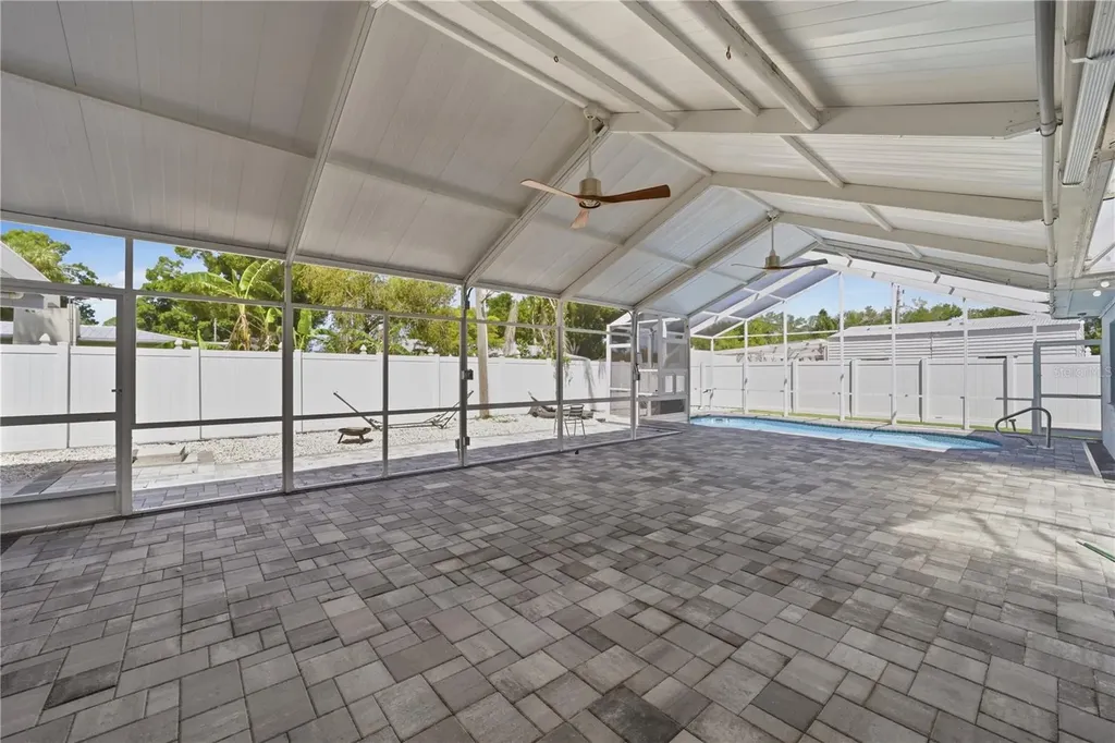 1057 Willis Avenue Sarasota FL 34232