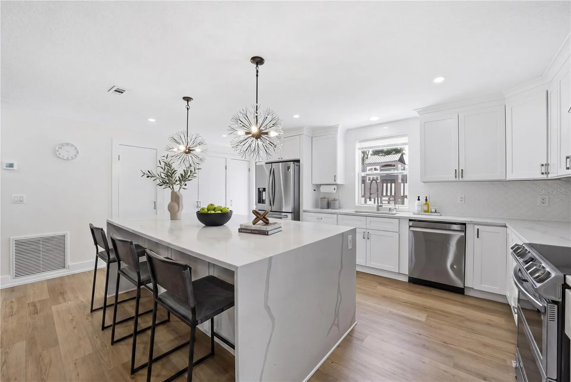 1057 Willis Avenue Sarasota FL 34232