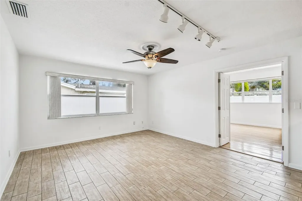 10931 Hammock Drive Largo FL 33774