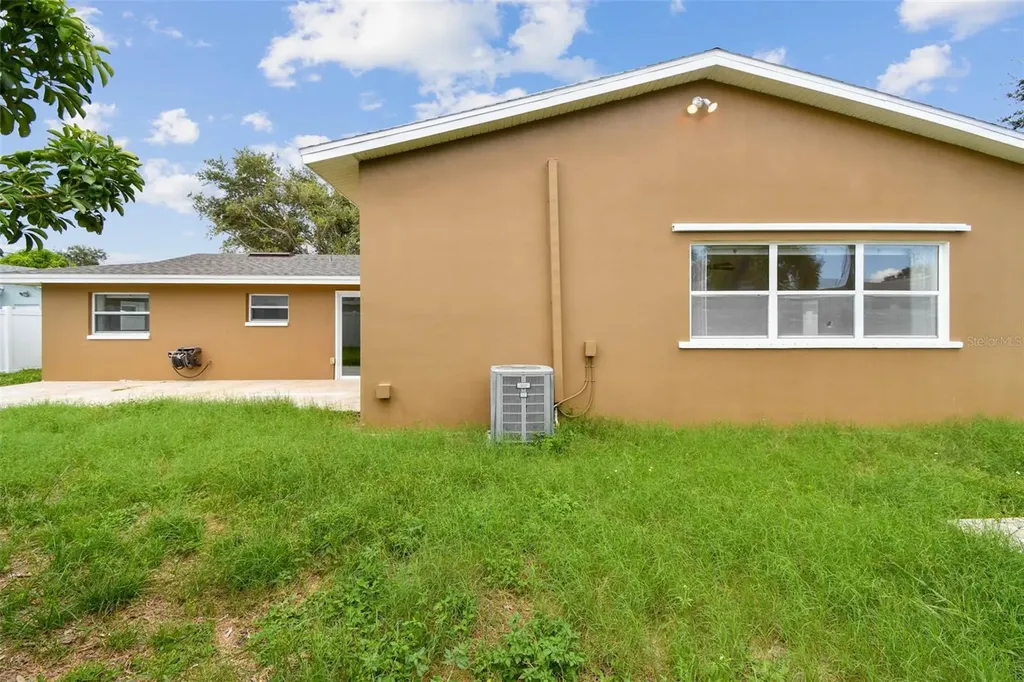 10931 Hammock Drive Largo FL 33774