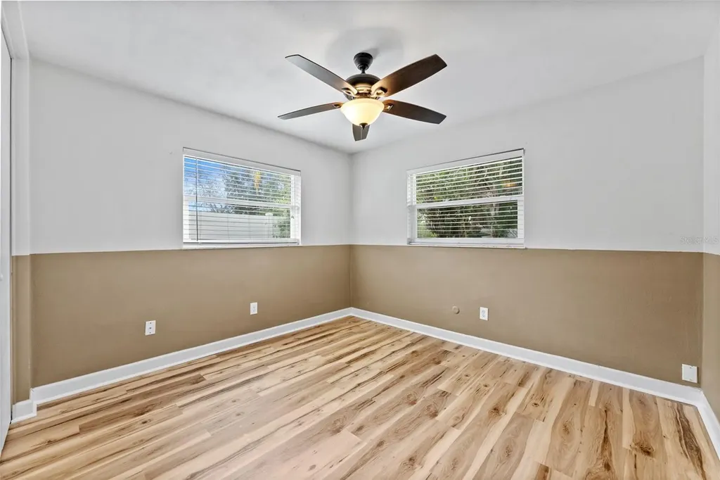 1465 Joel Lane Clearwater FL 33755
