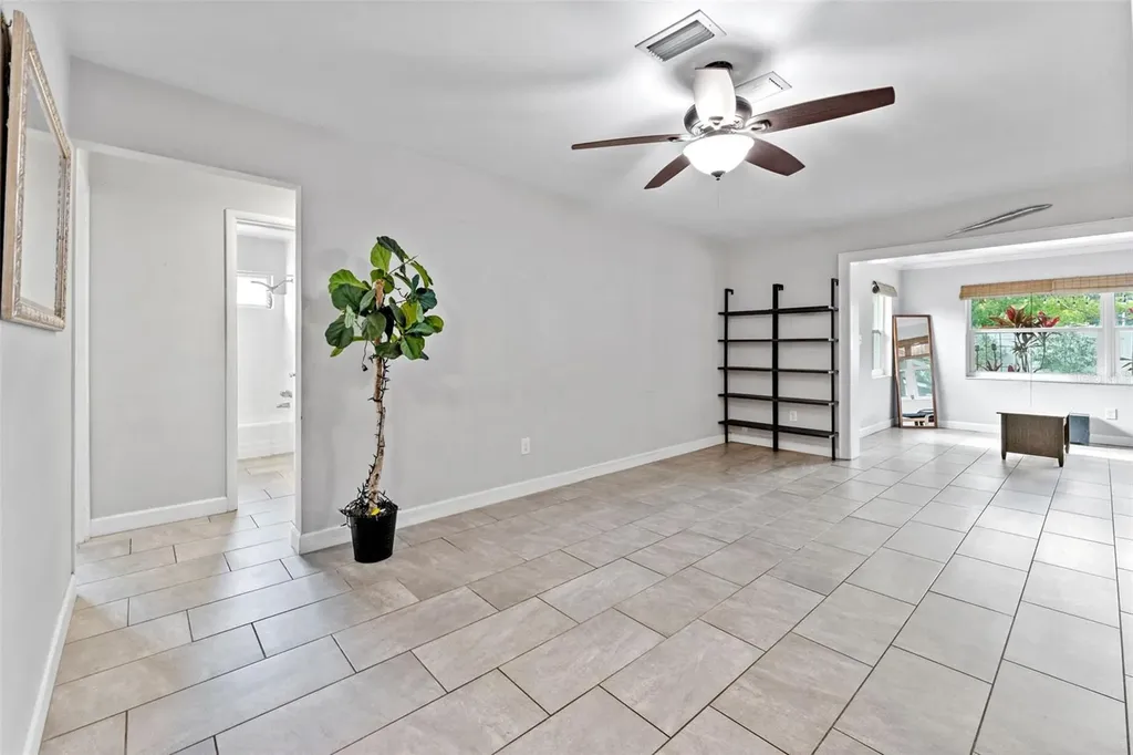 1465 Joel Lane Clearwater FL 33755