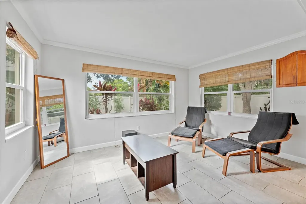 1465 Joel Lane Clearwater FL 33755
