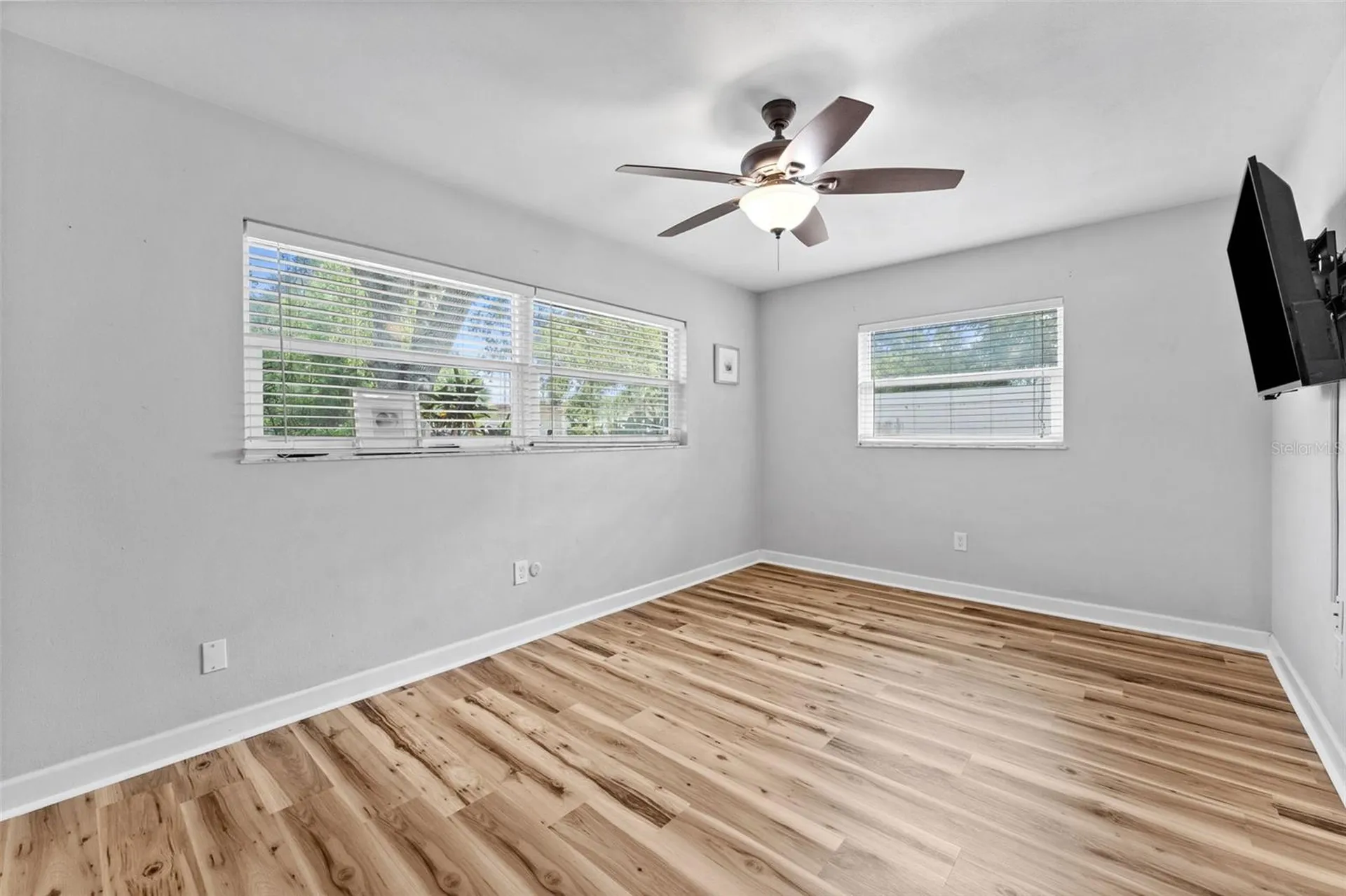 1465 Joel Lane Clearwater FL 33755
