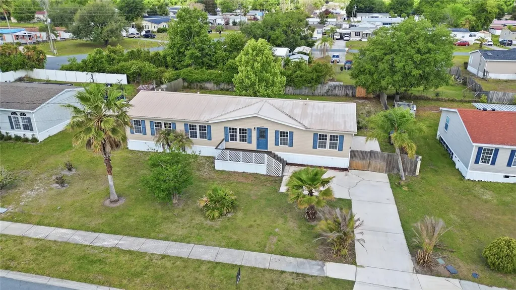 3204 Silver Lake Court Kissimmee FL 34744