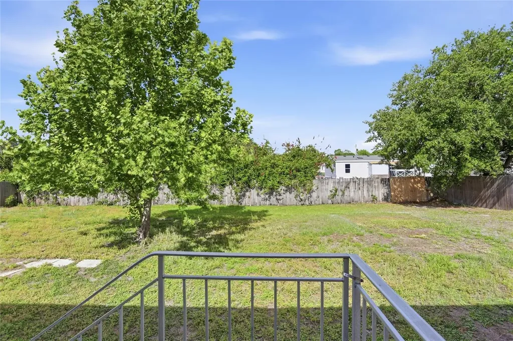 3204 Silver Lake Court Kissimmee FL 34744