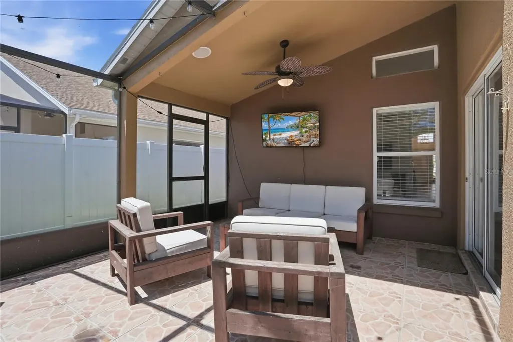 207 Tavestock Loop Winter Springs FL 32708