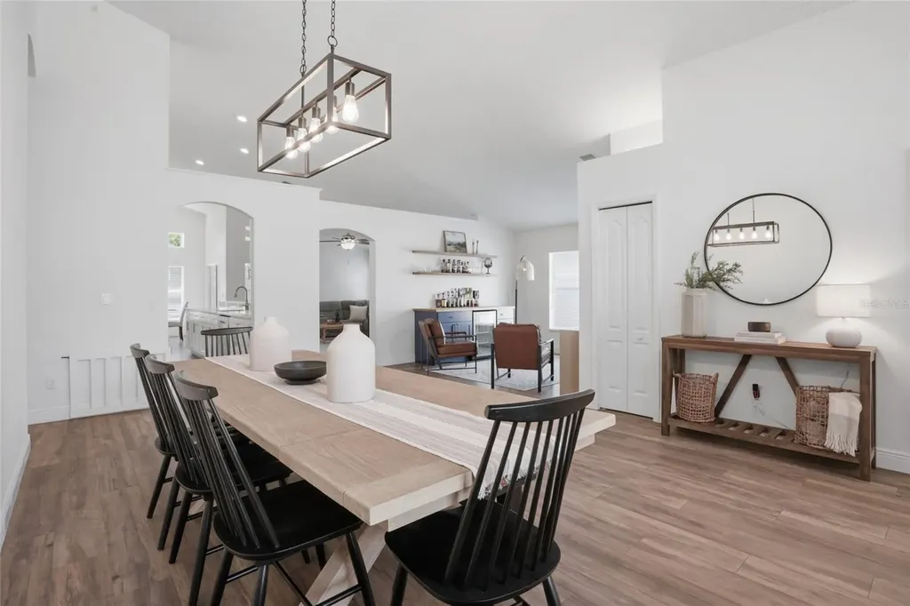 207 Tavestock Loop Winter Springs FL 32708