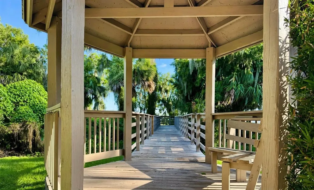 207 Tavestock Loop Winter Springs FL 32708