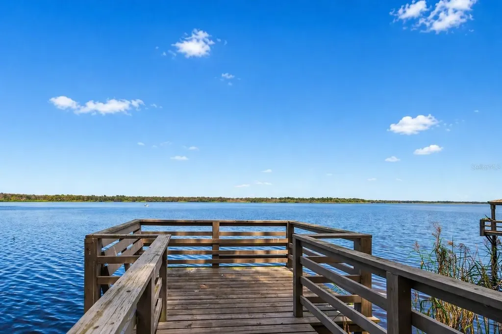 207 Tavestock Loop Winter Springs FL 32708