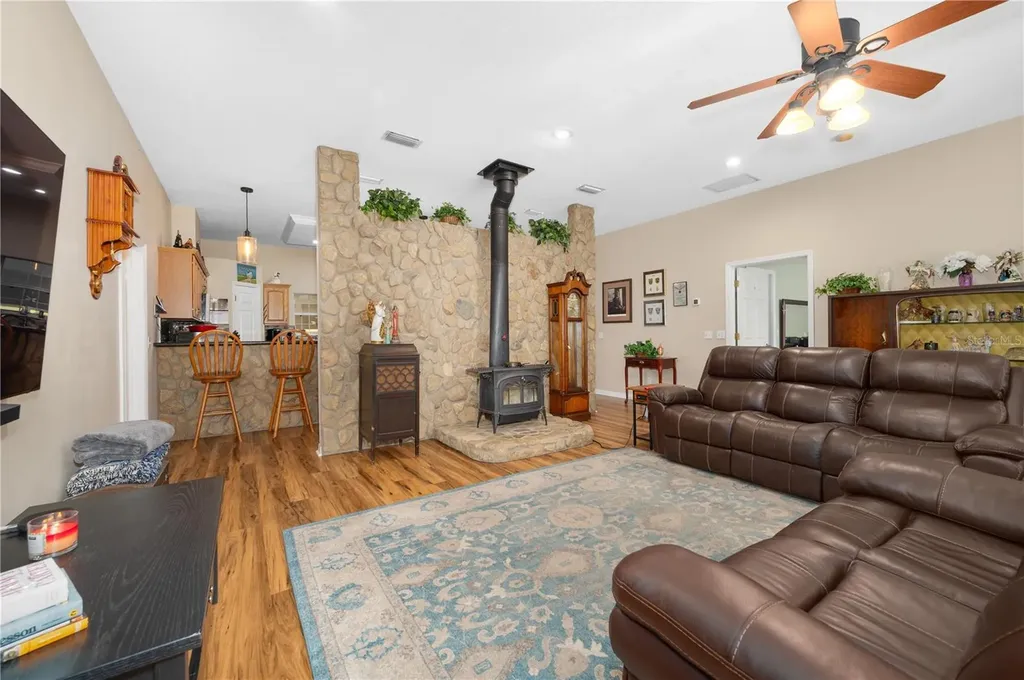 8822 NW 170th Street Alachua FL 32615