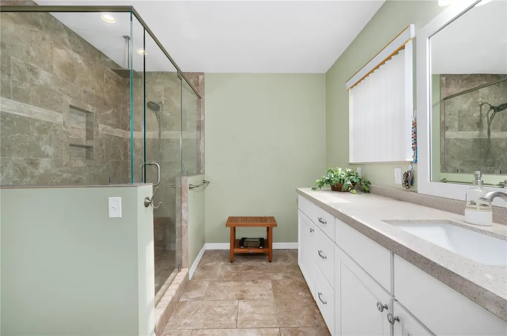 8822 NW 170th Street Alachua FL 32615