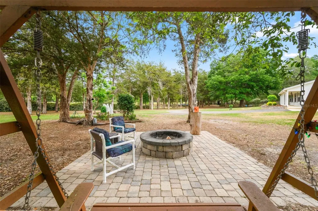 8822 NW 170th Street Alachua FL 32615