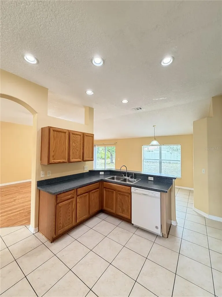 34 Roxanne Lane Palm Coast FL 32164