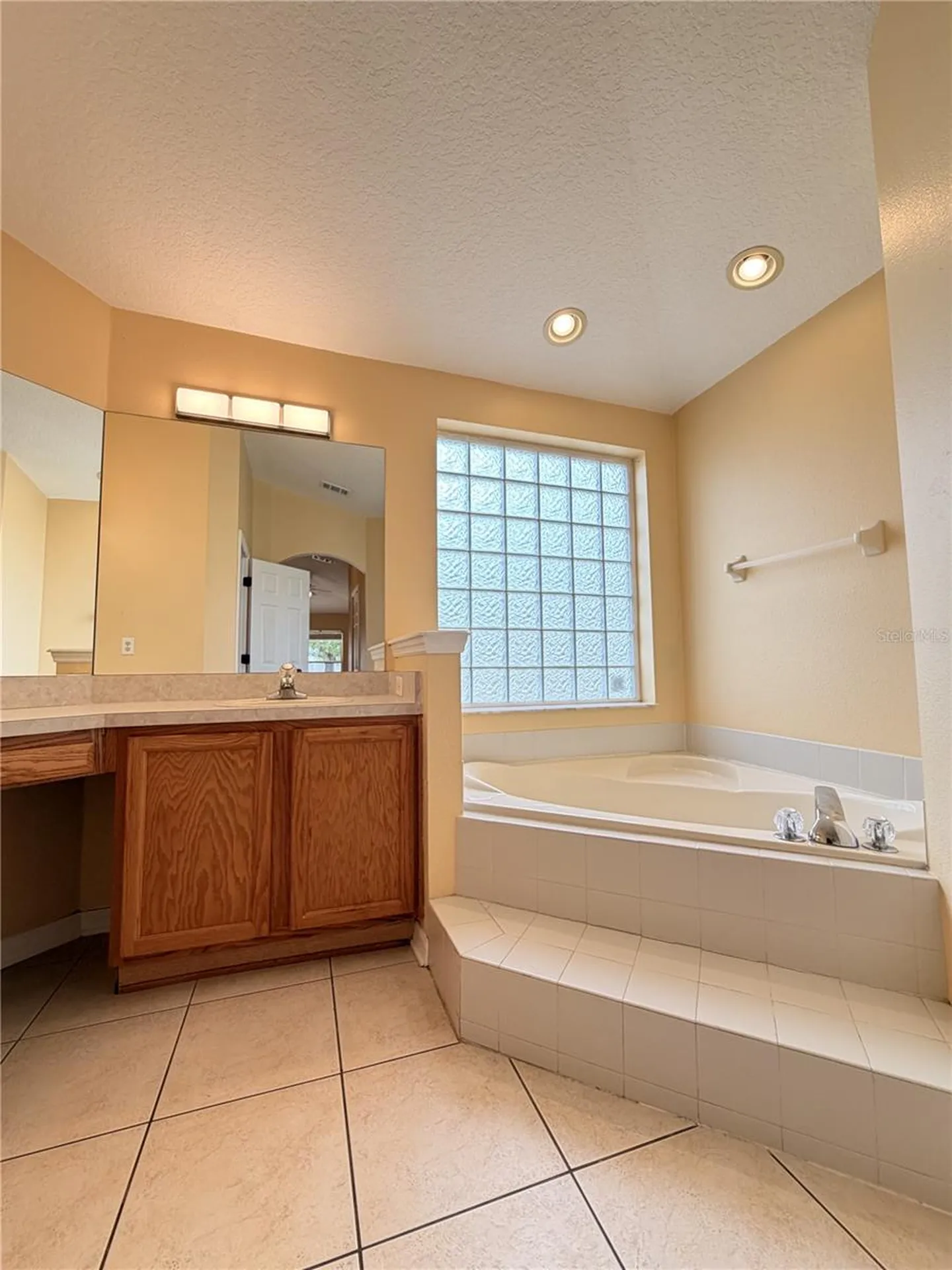 34 Roxanne Lane Palm Coast FL 32164
