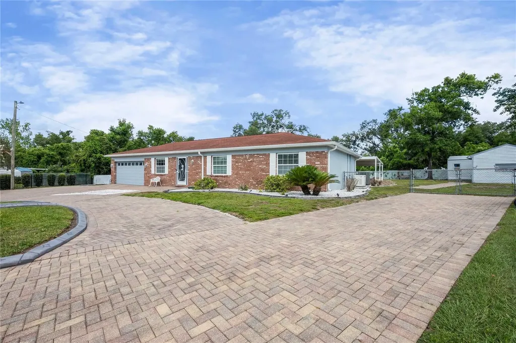 2122 Ramblewood Lane Brandon FL 33510