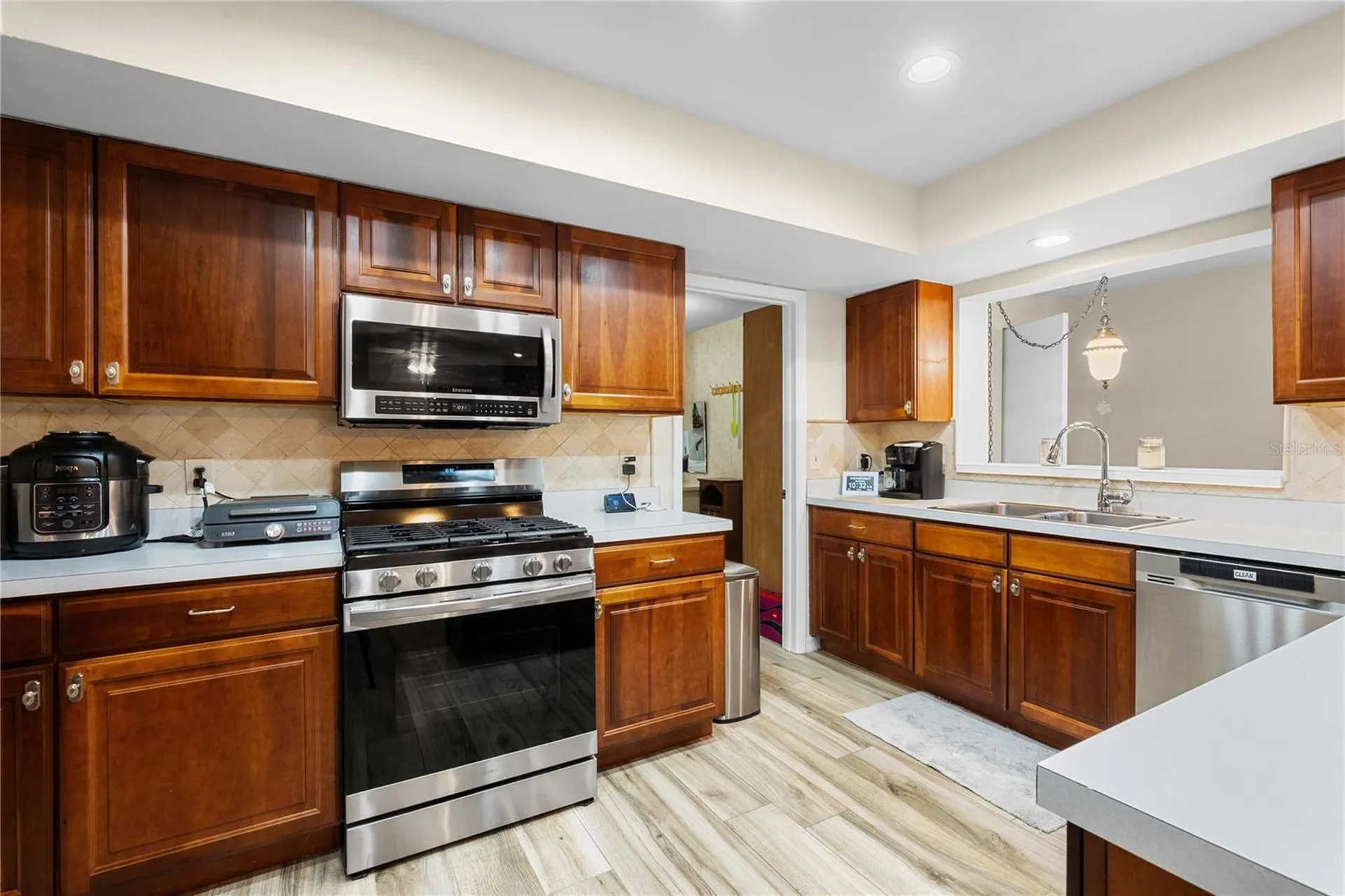2122 Ramblewood Lane Brandon FL 33510
