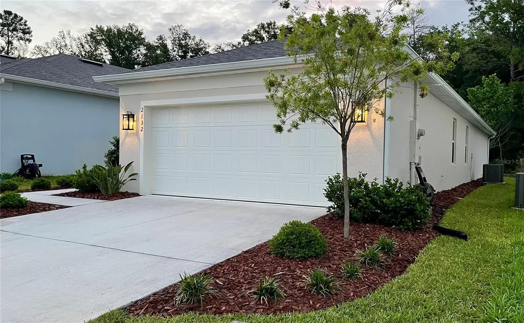 2132 Canopy Terrace Boulevard Deland FL 32724