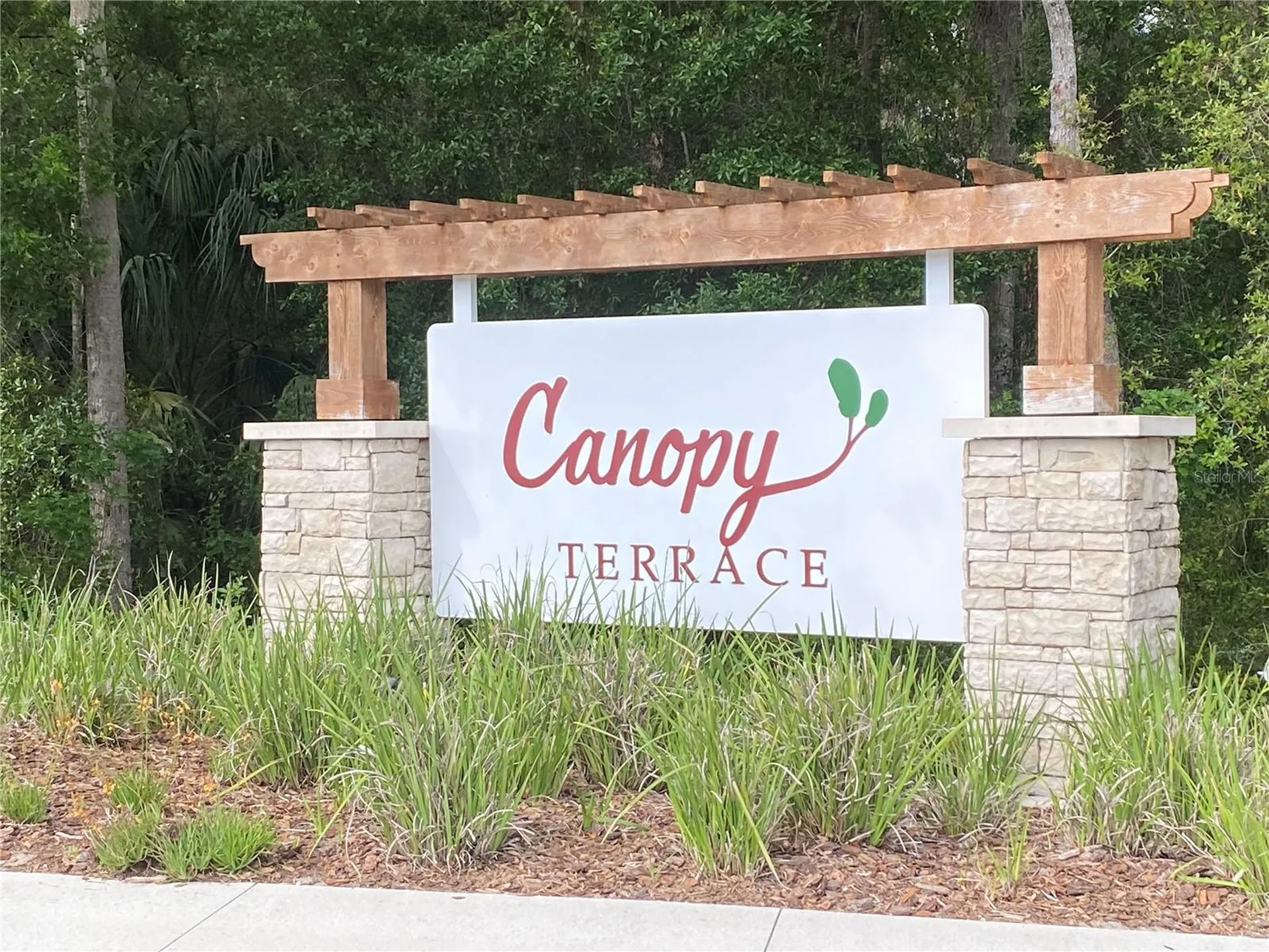 2132 Canopy Terrace Boulevard Deland FL 32724