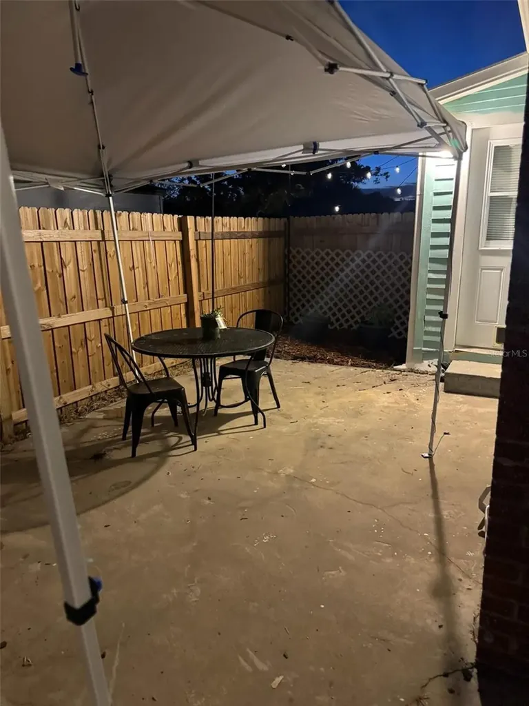 4105 18th Avenue S St Petersburg FL 33711