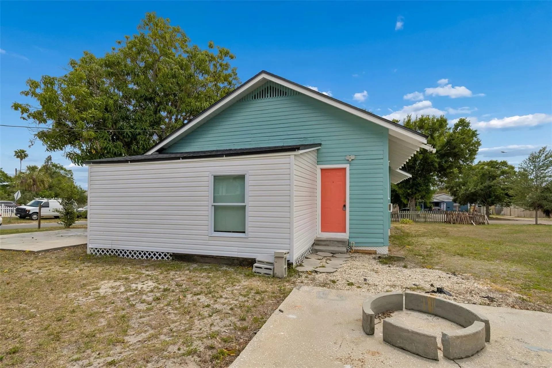 4105 18th Avenue S St Petersburg FL 33711