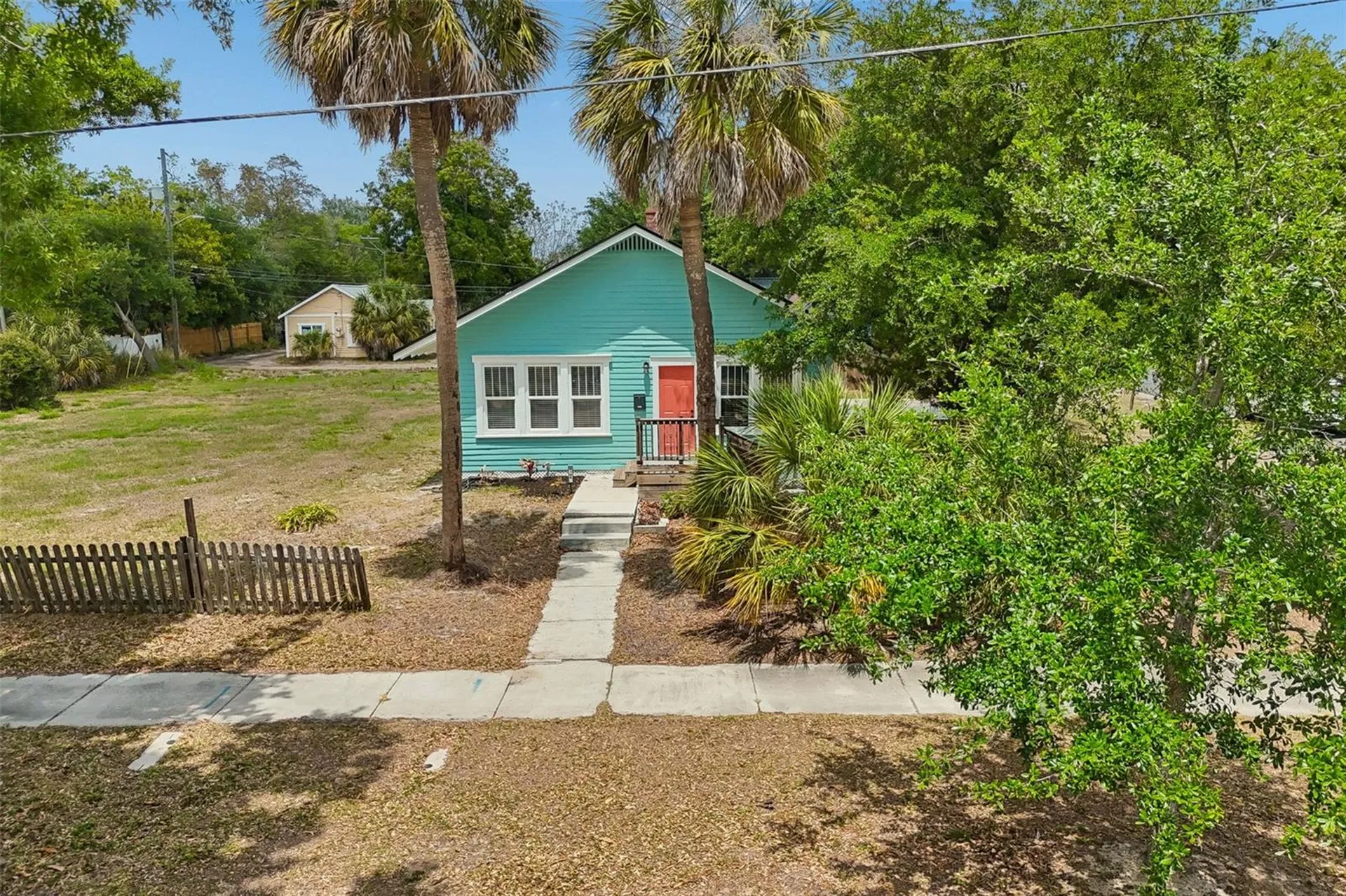 4105 18th Avenue S St Petersburg FL 33711