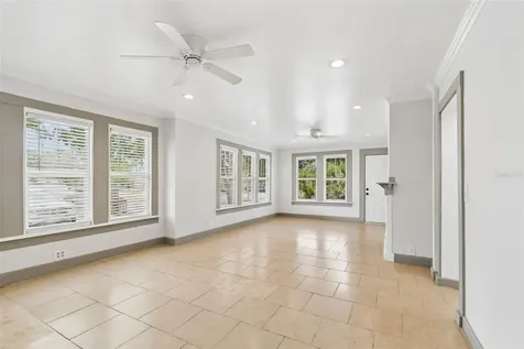 4105 18th Avenue S St Petersburg FL 33711