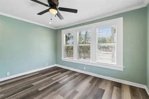 4105 18th Avenue S St Petersburg FL 33711